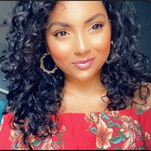 Meet your Posher, Faria